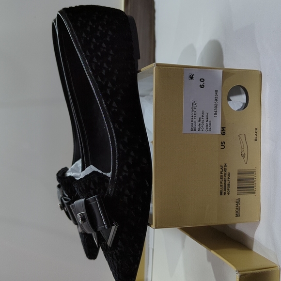 BNIB MICHAEL Kors Belle Flex Signature Logo Flats Black 6 - Picture 1 of 8